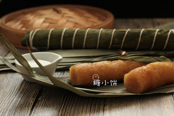 【枧水粽】细长筒形粽子