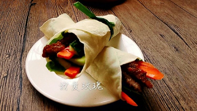 一次可以吃五六条的老北京肉卷
