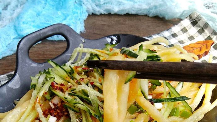土豆莜面鱼鱼