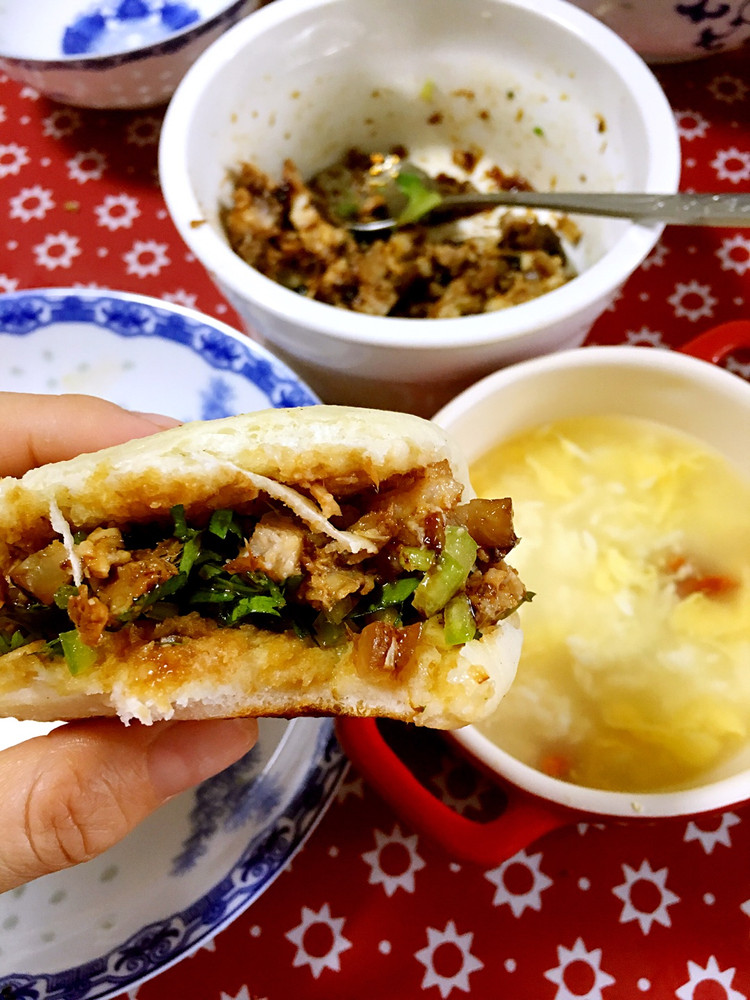 早餐版：肉夹馍-白吉馍的做法