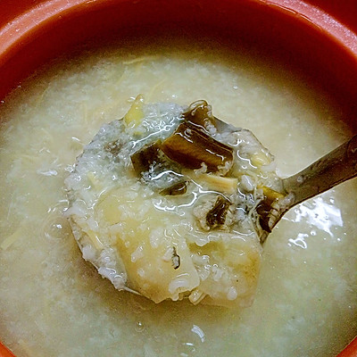 瑶柱花胶黄蟮粥