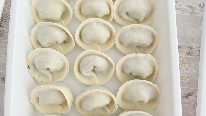 荠菜元宝饺子