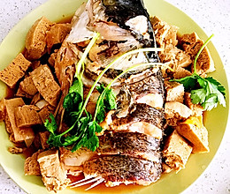 补钙佳品-鱼头炖豆腐的做法