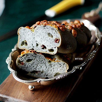 蔓越莓乳酪麻花包