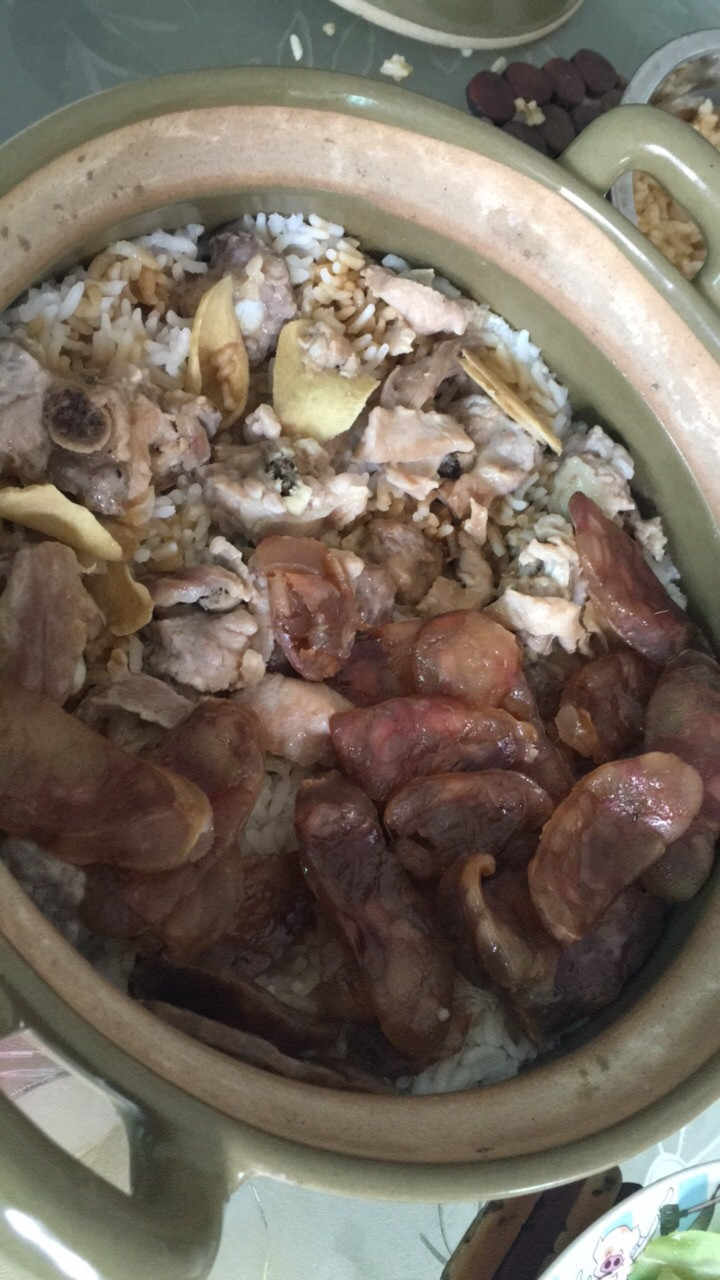 腊味排骨煲仔饭的做法
