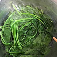 菠菜牛肉粥的做法图解4