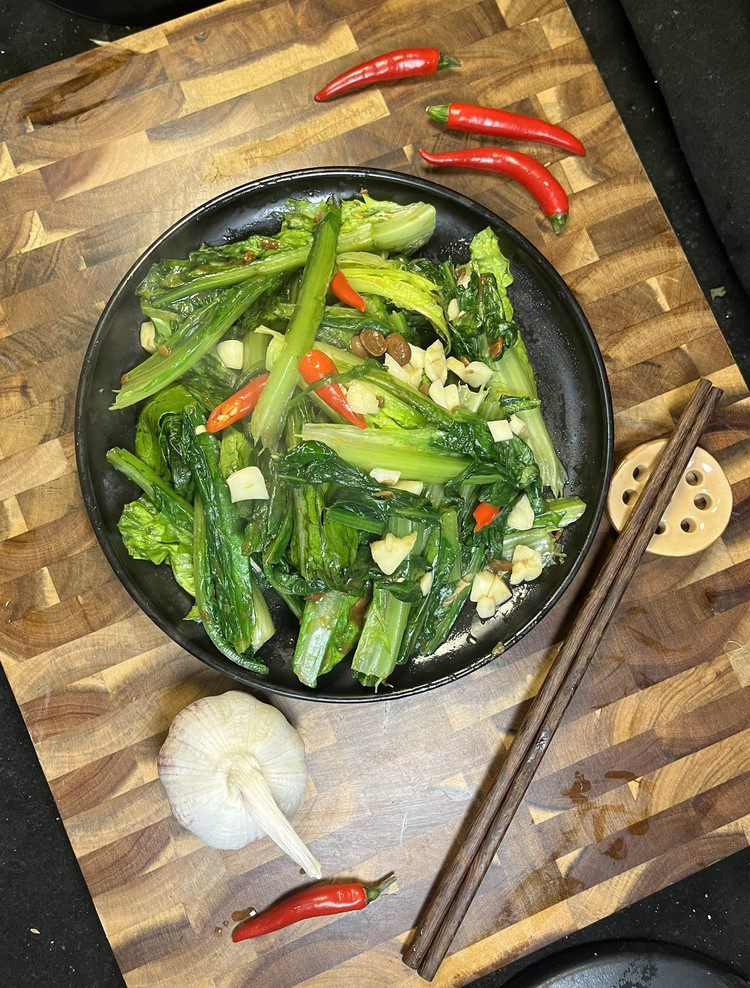 低成本快手菜豆瓣酱油麦菜的做法