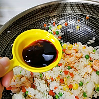 好吃过瘾的虾仁菠萝饭的做法图解11