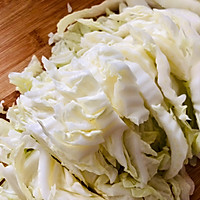 白菜炖粉条的做法图解3