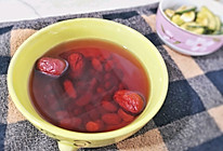 暖胃三红汤（红枣枸杞红豆）的做法