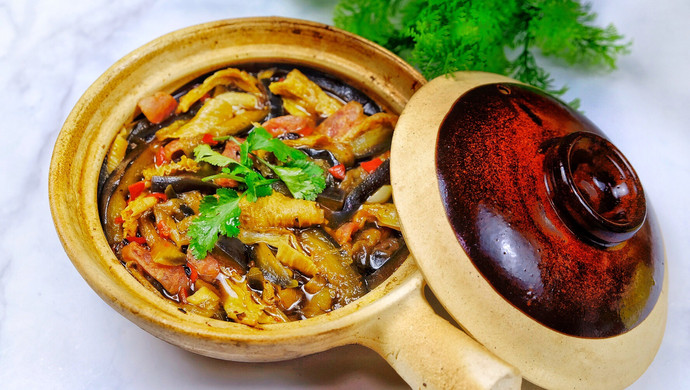茄子腐竹腊肠煲