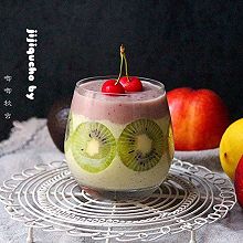 蔓越莓酸奶双色水果沙冰#莓汁莓味#