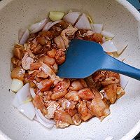 青椒炒鸡腿肉的做法图解8