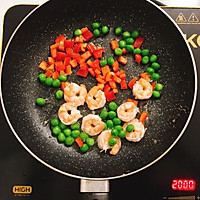 虾仁菠萝炒饭的做法图解9