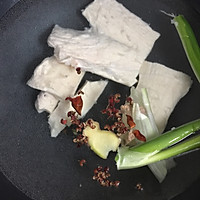 麻辣牛板筋的做法图解2