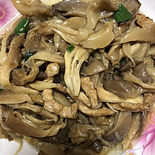 肉丝炒蘑菇