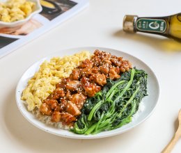 三色鸡肉盖饭的做法