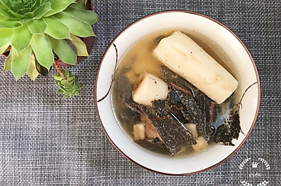 枇杷叶沙参茯苓瘦肉汤-清热润肺