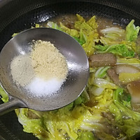 白菜炖冻豆腐五花肉的做法图解6