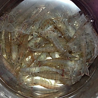 夏日盐水基围虾的做法图解1