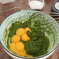 抹茶戚风蛋糕的做法图解4