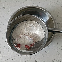#奇妙烘焙屋#草莓蛋糕卷的做法图解3