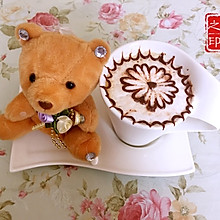 咖啡拉花：雏菊