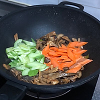 小炒鹿茸菌的做法图解6