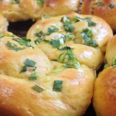 胡萝卜蒜香面包