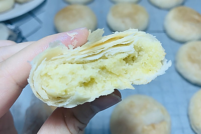 酥到掉渣的绿豆饼