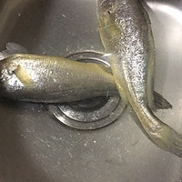 家常小黄鱼的做法图解1