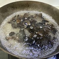 莴笋炒木耳(减脂餐)的做法图解2
