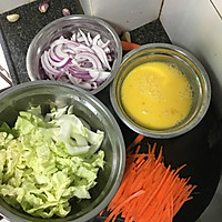 鸡蛋炒米粉（家庭版）的做法图解1