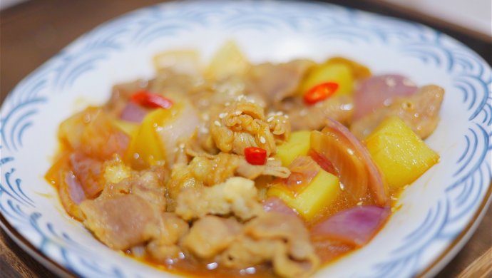 土豆焖羊肉卷