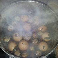 五香茶叶鸡蛋鹌鹑蛋的做法图解5
