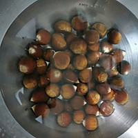 糖炒栗子的做法图解2