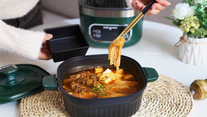 泡菜肥牛豆腐锅，韩料干饭榜排名第一