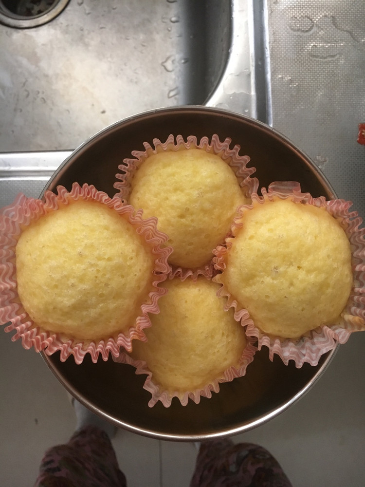 轻乳酪淡奶油蒸蛋糕的做法