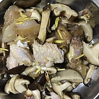香菇蒸鸡肉的做法图解5