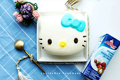 Kitty猫酸奶慕斯蛋糕