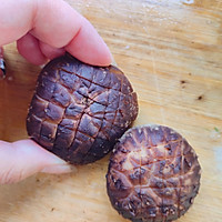 鲍鱼香菇——香菇的高档吃法的做法图解2