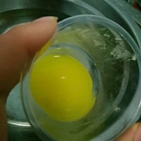 草莓芒果牛轧糖的做法图解4