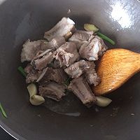 小鲍鱼烧排骨的做法图解5