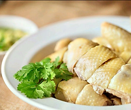 粤式白切鸡（粤菜师傅的做法）的做法