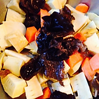 春笋烧肉的做法图解3