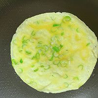 葱花鸡蛋饼的做法图解4