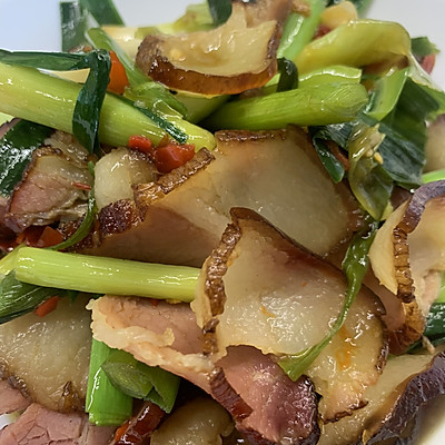 蒜苗炒腊肉
