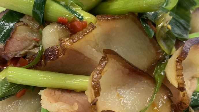 蒜苗炒腊肉