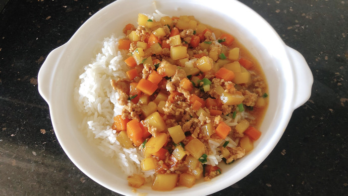 土豆肉沫盖饭