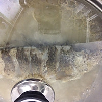 鲫鱼炖豆腐的做法图解2
